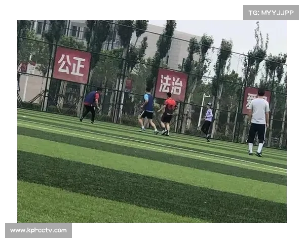 教育部调查：68%中小学校配备标准球场但缺乏专业教练