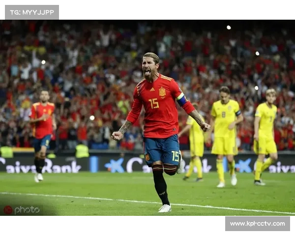 奥亚萨瓦尔头球破门越位无效,VAR确认判罚 奥亚萨瓦尔头球破门越位无效,VAR确认判罚